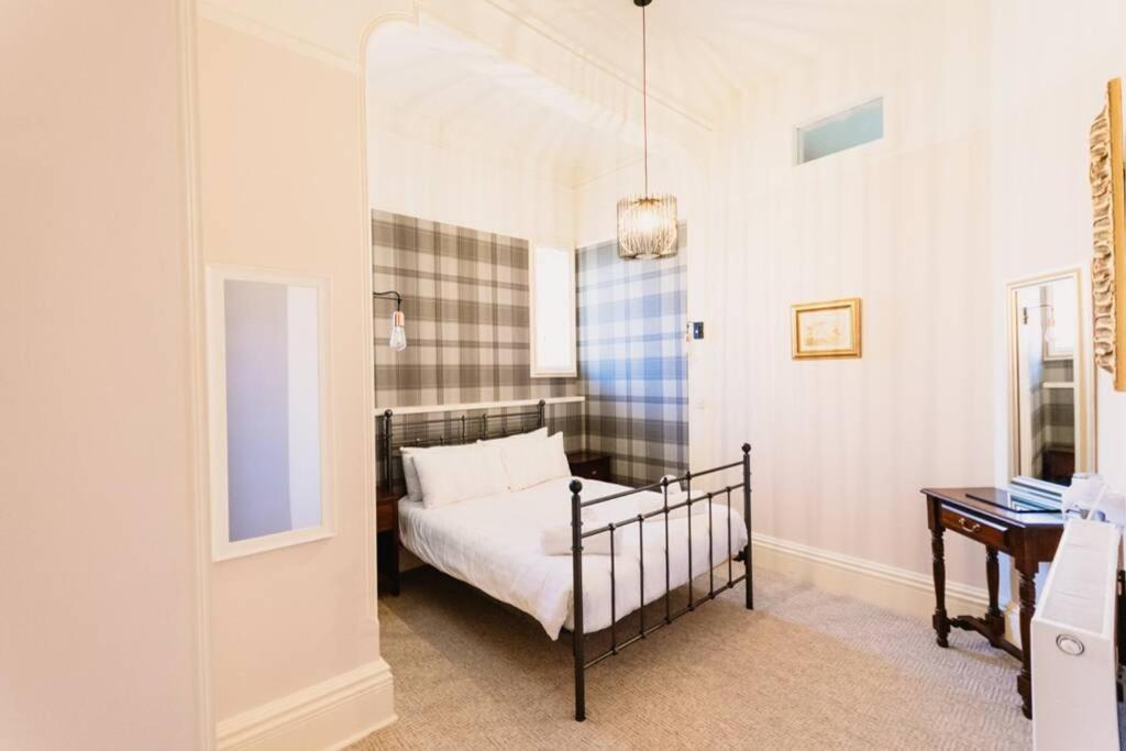 Atholl Apartment - A Unique Apartment In Countryside Park With Wifi And Access To Pool And Bar بيرث المظهر الخارجي الصورة